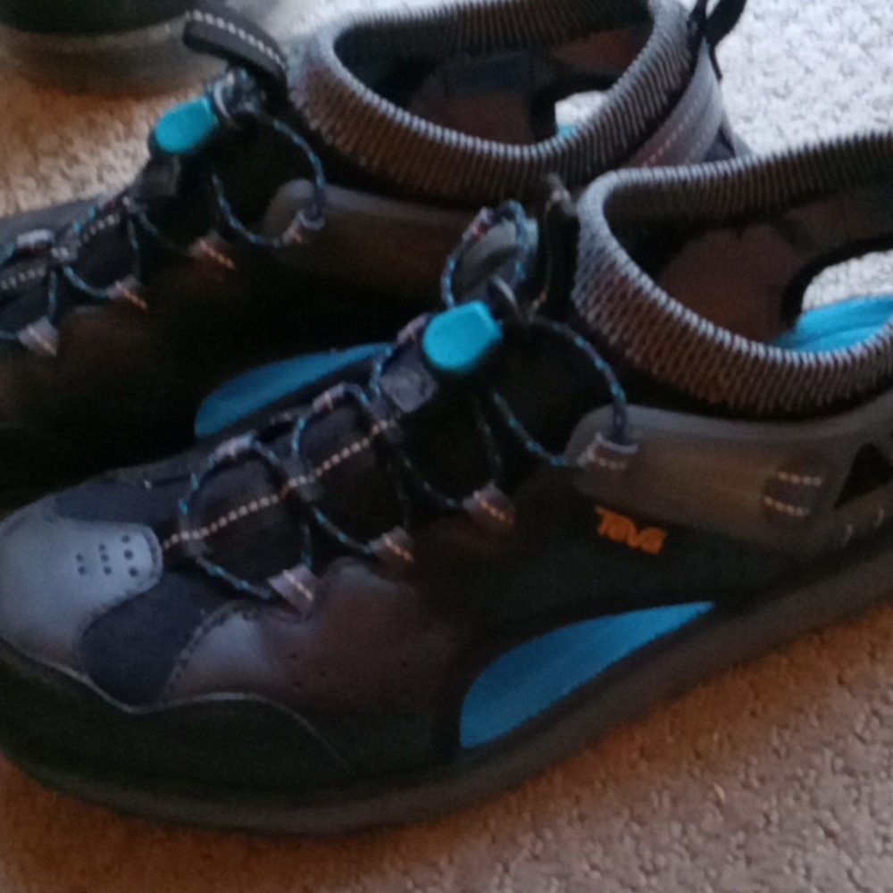 Teva Hiking Sandal - Picture 8 of 10